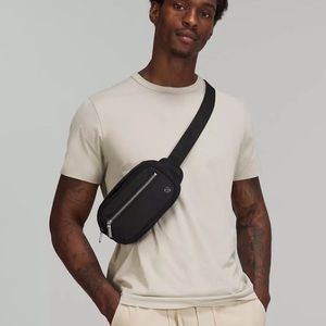 LULULEMON WUNDERLUST BELT BAG